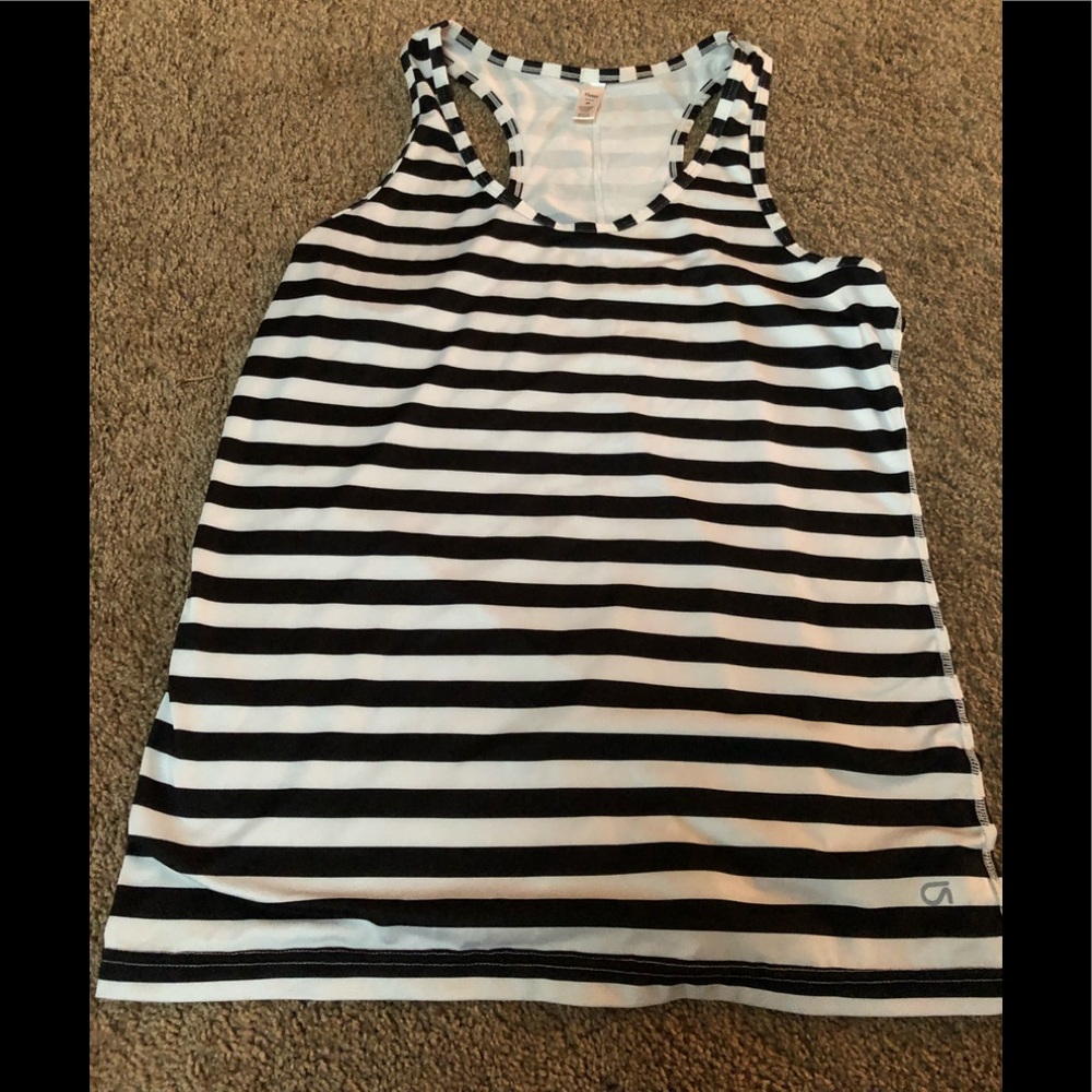 Gap athletic tank size medium